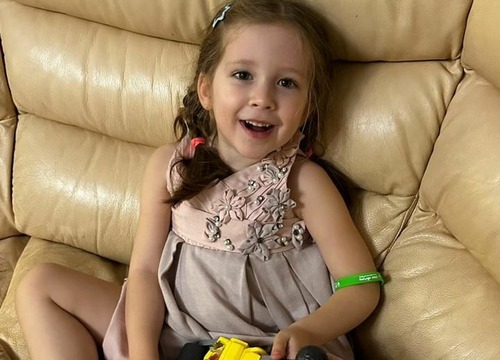 Поздравили Амелию с ее Днем рождения!